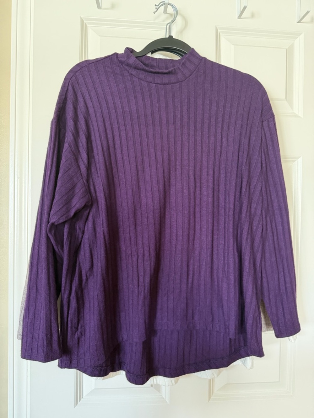 Shirts - Picture 10 of 11